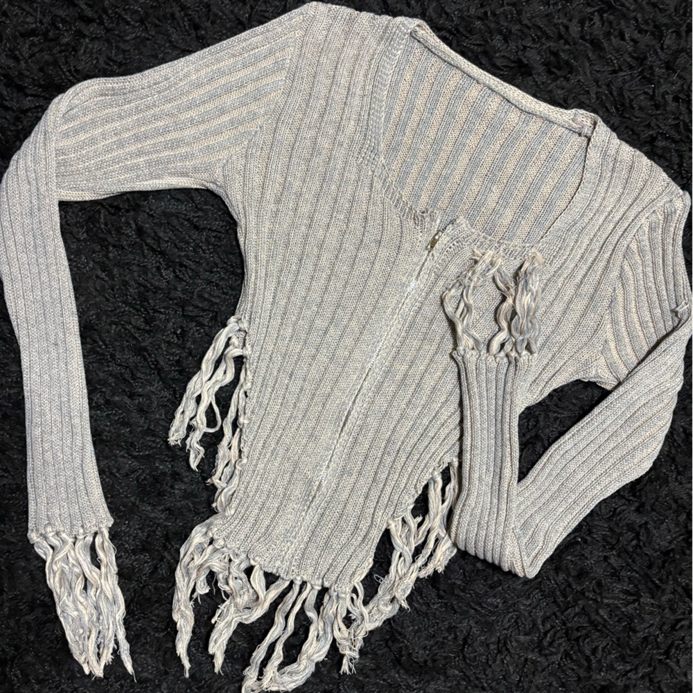 SHEIN Gray Ribbed Sweater with Fringe